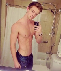 cutesexygay 5a9226a3d4c91.jpg