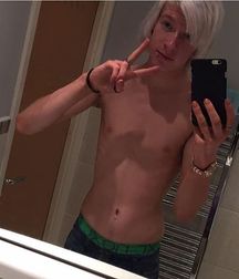 cutesexygay 5a9226e7debad.jpg