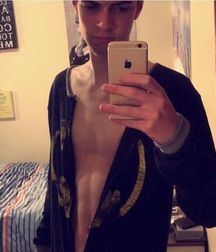 cutesexygay 5a922701283fd.jpg