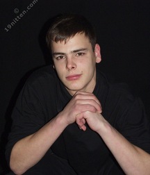 Andrew 5a9d1e959f39f.jpg