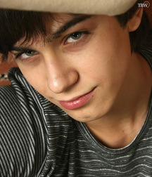 collin 5a9de02a843e7.jpg