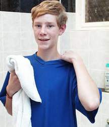 Prince in bath 5a9e674c0430c.jpg