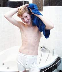 Prince in bath 5a9e675704b29.jpg