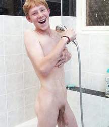 Prince in bath 5a9e676f1e9f8.jpg