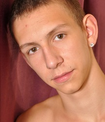 andriy 5aac6c75778a6.jpg