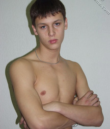 angelo 5ab05078f2202.jpg