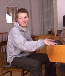 andrey 5ab2f1d0d8189.jpg