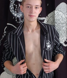 anton 5ab30f082e31c.jpg