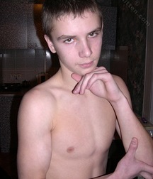 arkadi 5ab36fd5a5d25.jpg