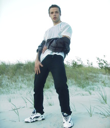 billy 5abaedc20f895.jpg