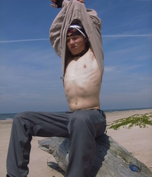 tony 5ac81c927860c.jpg
