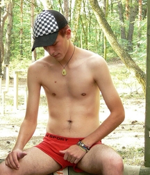 Fishbone 5ad38602539b0.jpg