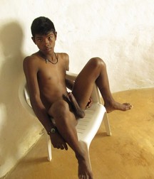 dark lad 5ad3eb1cdd0f9.jpg