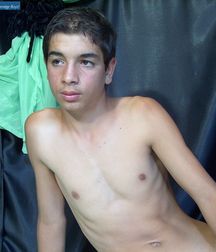 Marteen 5ad5c0ab00e87.jpg