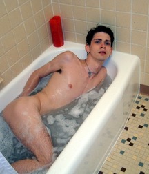 cum in the bathtub 5ad93d2f64384.jpg