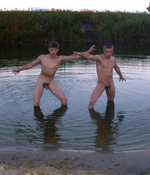 Cody and Billy 5ada9c1111812.jpg