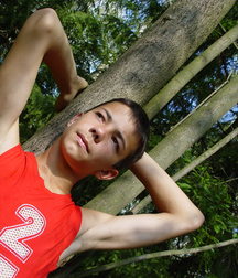 cutie in the forest 5adaa2943fd8e.jpg