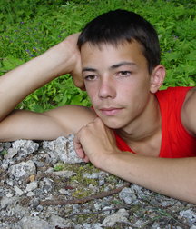 cutie in the forest 5adaa29a8de23.jpg