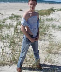Denis 5adbcdd411cad.jpg