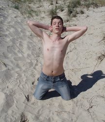 Denis 5adbcde628290.jpg