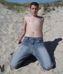 Denis 5adbcdecd5037.jpg