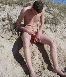 Denis 5adbce200210a.jpg