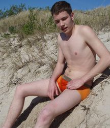 Denis 5adbce507ddd2.jpg