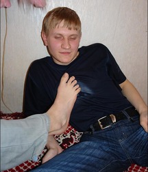 guy foot 5add1c490a1e7.jpg