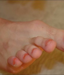guy foot 5addb4b7a68d5.jpg