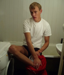 hot blonde taking a shower 5ade7792a022c.jpg