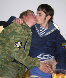 Igor and Vitya 5ade7c5ecd90c.jpg