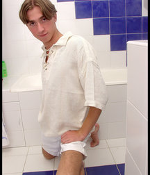 Just a cutie 5ae479f3d8565.jpg