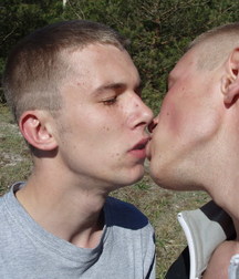 King and Maxime 5ae53448c7724.jpg