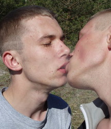 King and Maxime 5ae53449b2a23.jpg