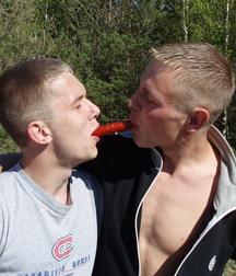 King and Maxime 5ae53475d9349.jpg
