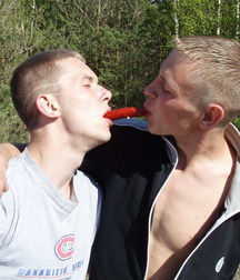 King and Maxime 5ae534781b3d0.jpg