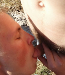 King and Maxime 5ae534c6321f2.jpg