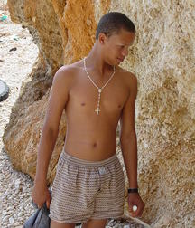 on the beach 5af02b57117cf.jpg