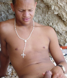 on the beach 5af02b691f8d4.jpg