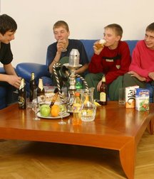 Party guys 5af0ead2d9494.jpg