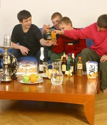 Party guys 5af0ead6a4e7f.jpg