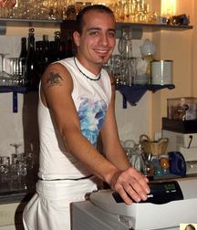 Party 5af0eb81048e6.jpg