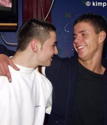 Party 5af0eb85abbdd.jpg