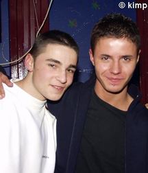Party 5af0eb86532c1.jpg