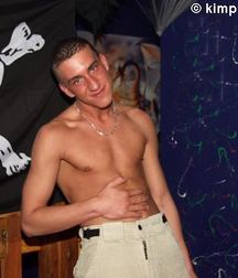 Party 5af0ebb2d15a2.jpg