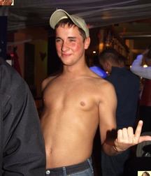Party 5af0ebb6381c9.jpg