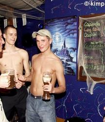 Party 5af0ebbb6aa86.jpg
