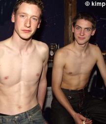 Party 5af0ebd769da9.jpg