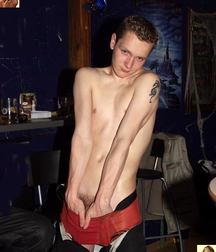 Party 5af0ebdcd4db1.jpg