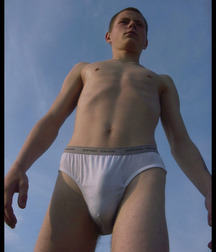 Renny 5af2c35346103.jpg
